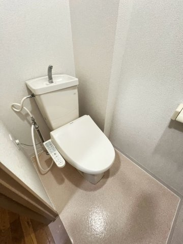 リブレメゾン仁川のトイレ