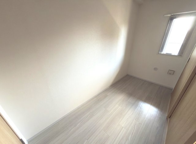 【寝室】LUMINOUS三国本町