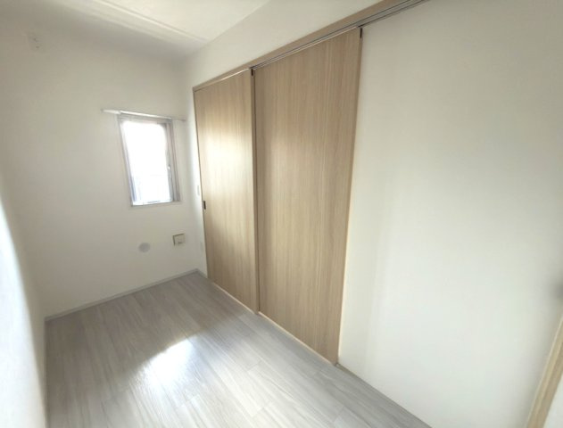 【寝室】LUMINOUS三国本町