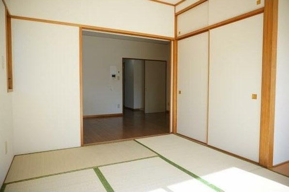 メゾン美羅樹Ⅱの和室