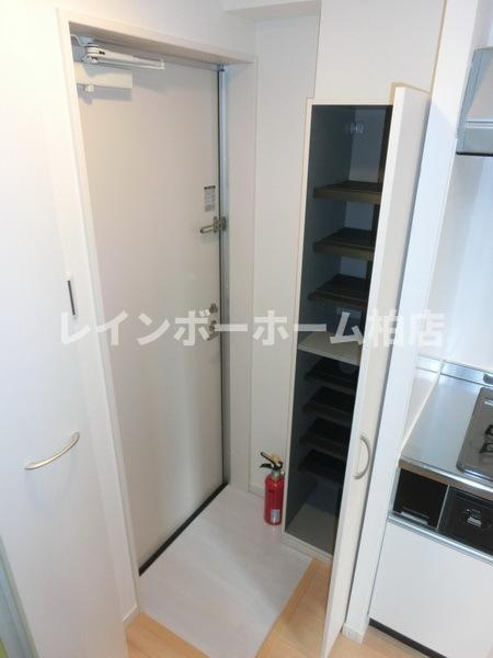 特典：仲介手数料が無料です!!の玄関|落ち着いた玄関です