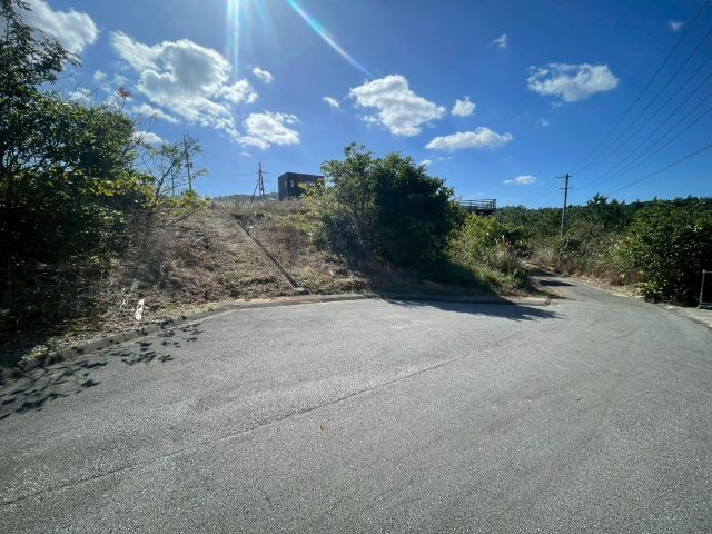 今帰仁村兼次の前面道路含む現地写真