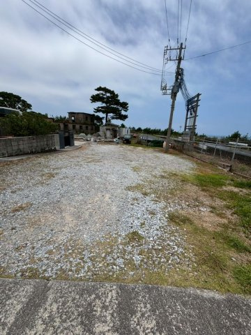 名護市豊原の外観
