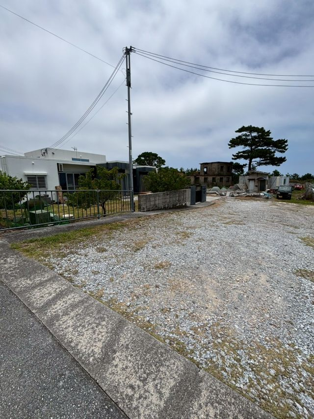 名護市豊原の外観