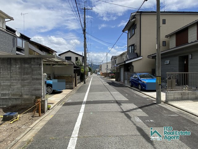 紫竹上芝本町 土地(東側)の前面道路含む現地写真