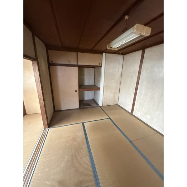 鈴蘭荘の和室