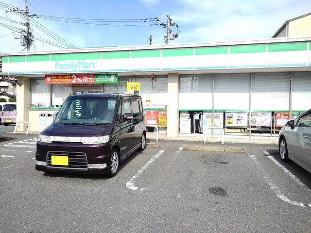 【周辺】 | ルルス・ドール | ファミリーマートまで400m