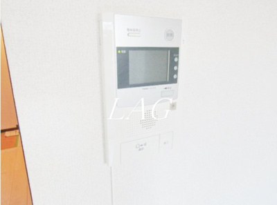 【設備】 | アルテシモヴィータ | モニター付きインターホンです。