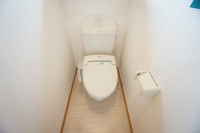 リースランドネオス春日弐番館　Ｃのトイレ