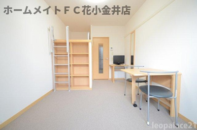 【居間・リビング】 | レオパレスシンシア　デューク | ゆったり過ごせる居間です