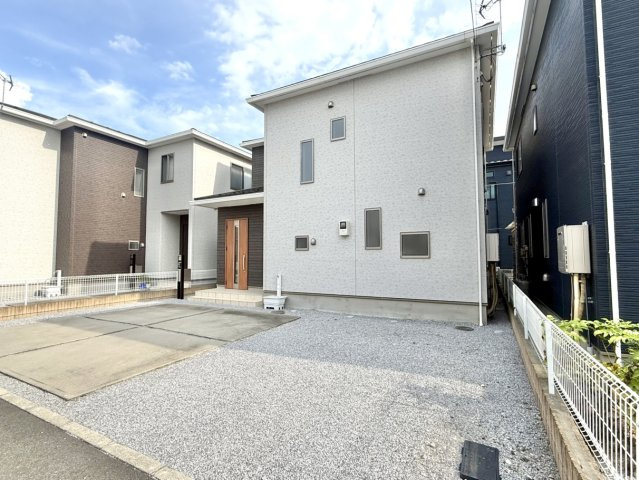 【中古戸建】前橋市箱田町の外観|■外観｜ここから始まる「日常」はご家族にとってかけがえのない時間となります。少しでも豊かに、快適に。