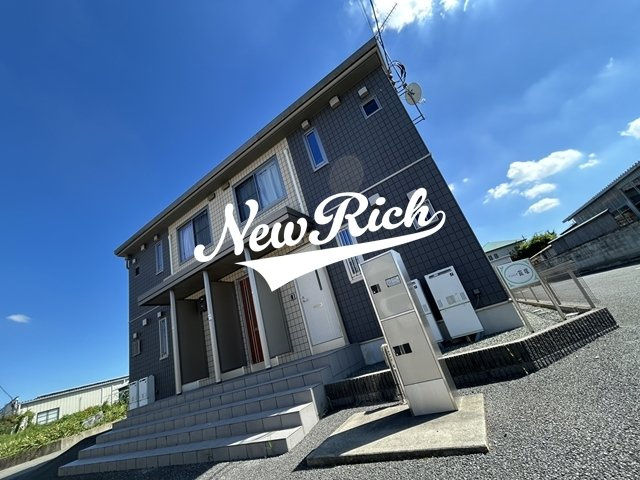伊勢崎市韮塚町のアパートの外観