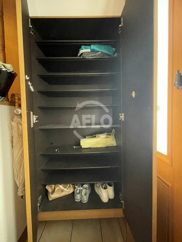 杭全2丁目戸建ての収納|杭全2丁目戸建て　SB