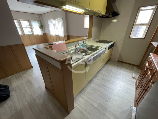 杭全2丁目戸建てのキッチン|杭全2丁目戸建て　キッチン