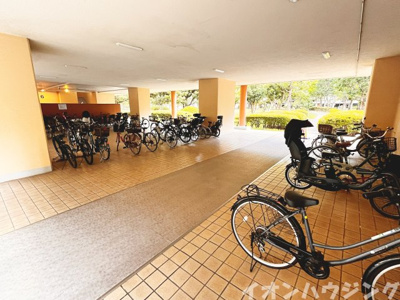 【駐輪場】 | 美浜東エステート6号棟