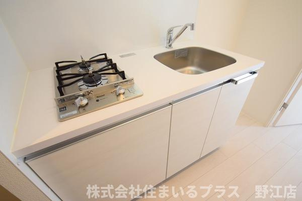アドバンス大阪城北ルミウスのキッチン