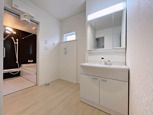 新築戸建・新築建売　福島市笹谷第9　笹谷小・信陵中の洋室|5.5帖の洋室はコンパクトなので空調効率が高く過ごしやすいプライベートルーム！