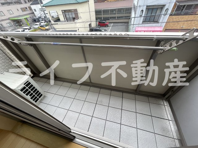 メゾンレモンの木のバルコニー|落ち着いた時間を過ごせるバルコニーです