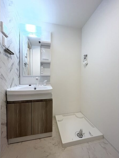 S-RESIDENCE堀田NorthⅡの洗面所