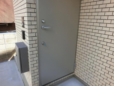 【玄関】 | ピオーネ前野 | 玄関です