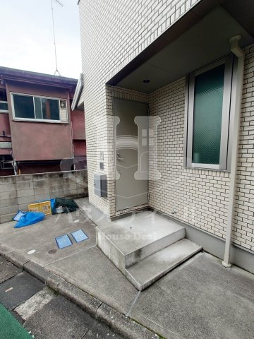 【エントランス】 | ピオーネ前野 | エントランスです
