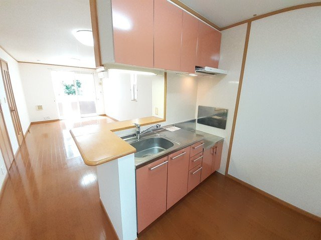 【キッチン】 | ラフレシール | キッチンでお料理をお楽しみください