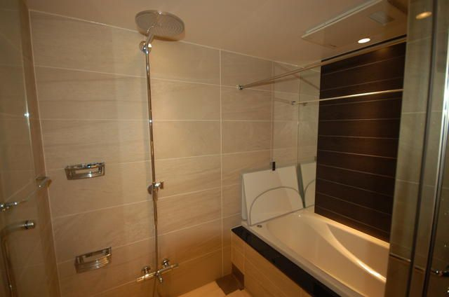 ＴｈｅＵｐｐｅｒＲｅｓｉｄｅｎｃｅｓ　ａｔ　Ｍｉｎａｍｉ－ａｏｙａｍａの浴室