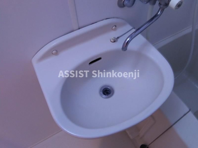 中野区東中野３丁目の賃貸マンションの洗面所