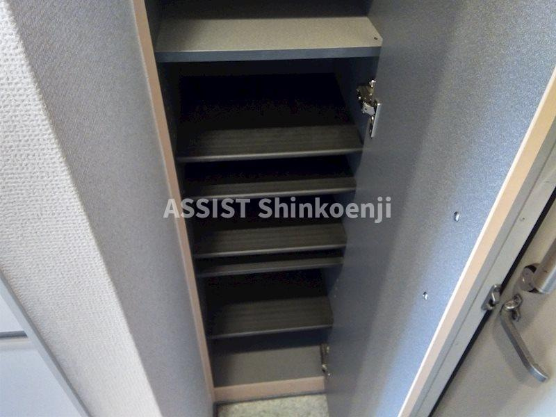 中野区東中野３丁目の賃貸マンションの収納