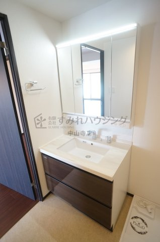 プレジオ宝塚ASIANの洗面所