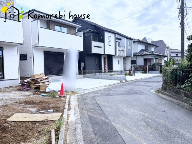 上尾市上　12期　新築一戸建て　KEIAI GRACE　02の前面道路含む現地写真|10/2撮影