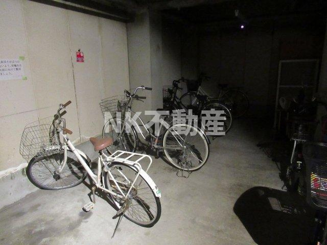 【その他】 | センチュリーロイヤル小阪（河内小阪賃貸） | 駐輪場です