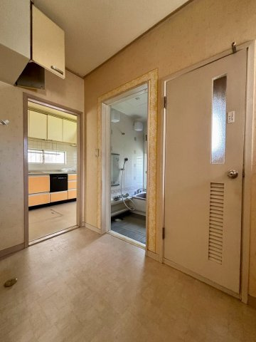 山崎　中古戸建の脱衣所