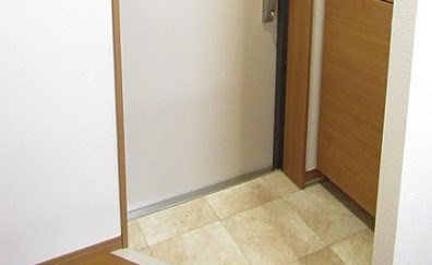 コンフォート.Sの玄関