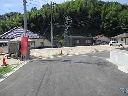 廿日市市地御前北３丁目　新築一戸建ての前面道路含む現地写真