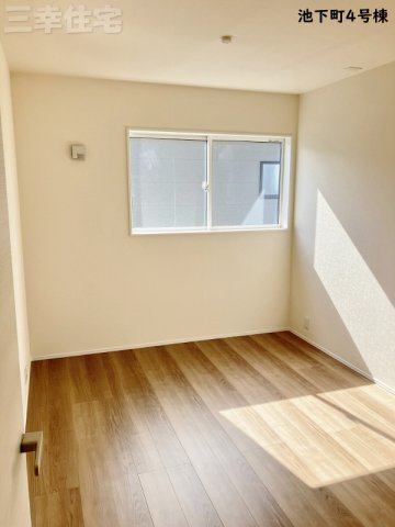 碧南市池下町4号棟の洋室|洋室5.4帖