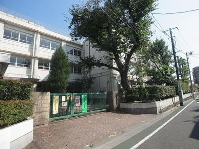 【周辺】 | 板橋区東山町　新築戸建　 A号棟 8580万円 | 板橋区立上板橋小学校