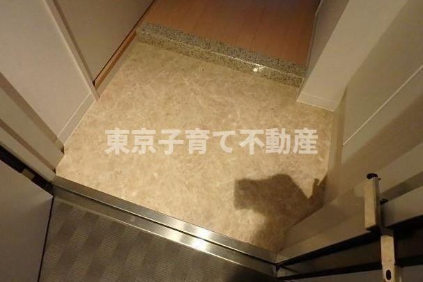 ＣｒｅｓｔＨｉｌｌ文京千石の玄関