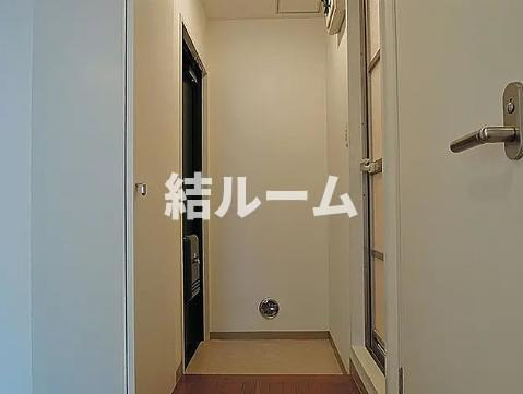 板橋区弥生町の賃貸マンションの玄関