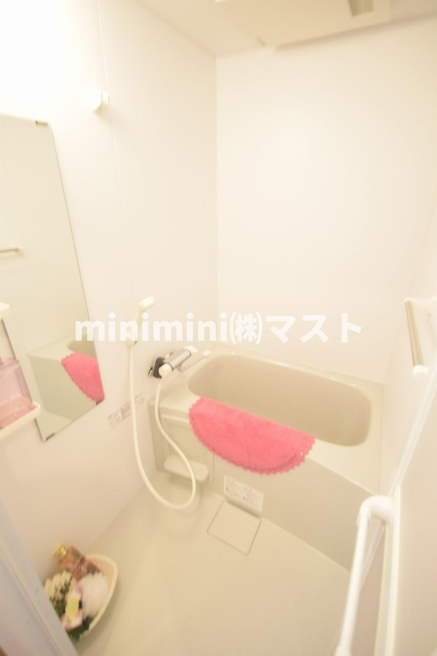 グランパシフィック岸里東の浴室