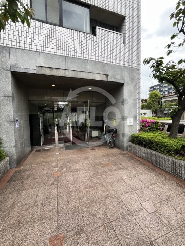 ロイヤルハイツ今福鶴見駅　鯰江東小学校区のエントランス|ロイヤルハイツ今福鶴見駅　エントランス