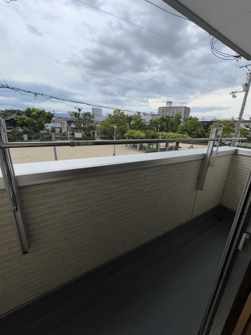 西本町6丁目戸建のバルコニー