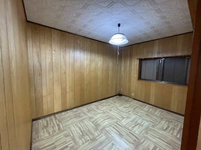 山﨑荘の洋室