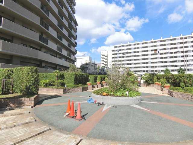 ザ・ウィンベル仙台堀川公園サニーウイング　リ　ノベーション済の庭