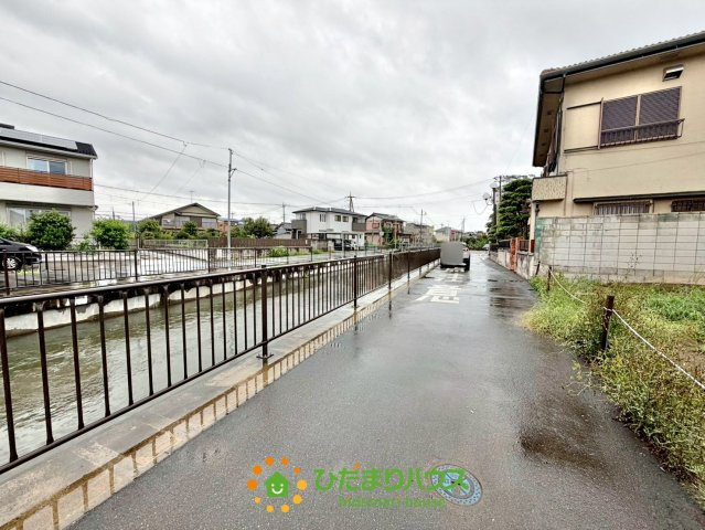 加須市東栄２丁目　新築一戸建ての前面道路含む現地写真|2026/09/06　撮影