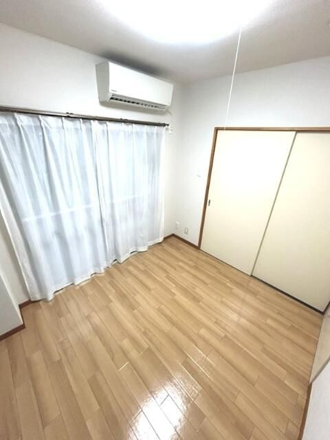 ロイヤルメゾンの寝室