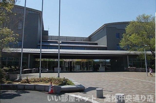 【周辺】 | マリナ・デル・レイⅡ | 県立図書館様まで1500m