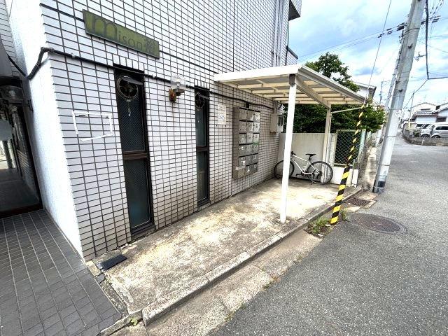 ヴィクトリアコート野々上のエントランス