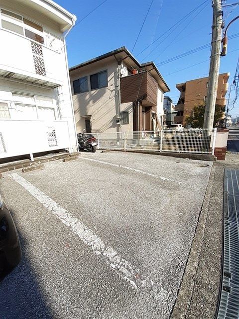 ハイツＫＵＷＡＯの駐車場|駐車場