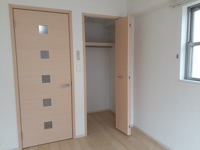 カレントの収納